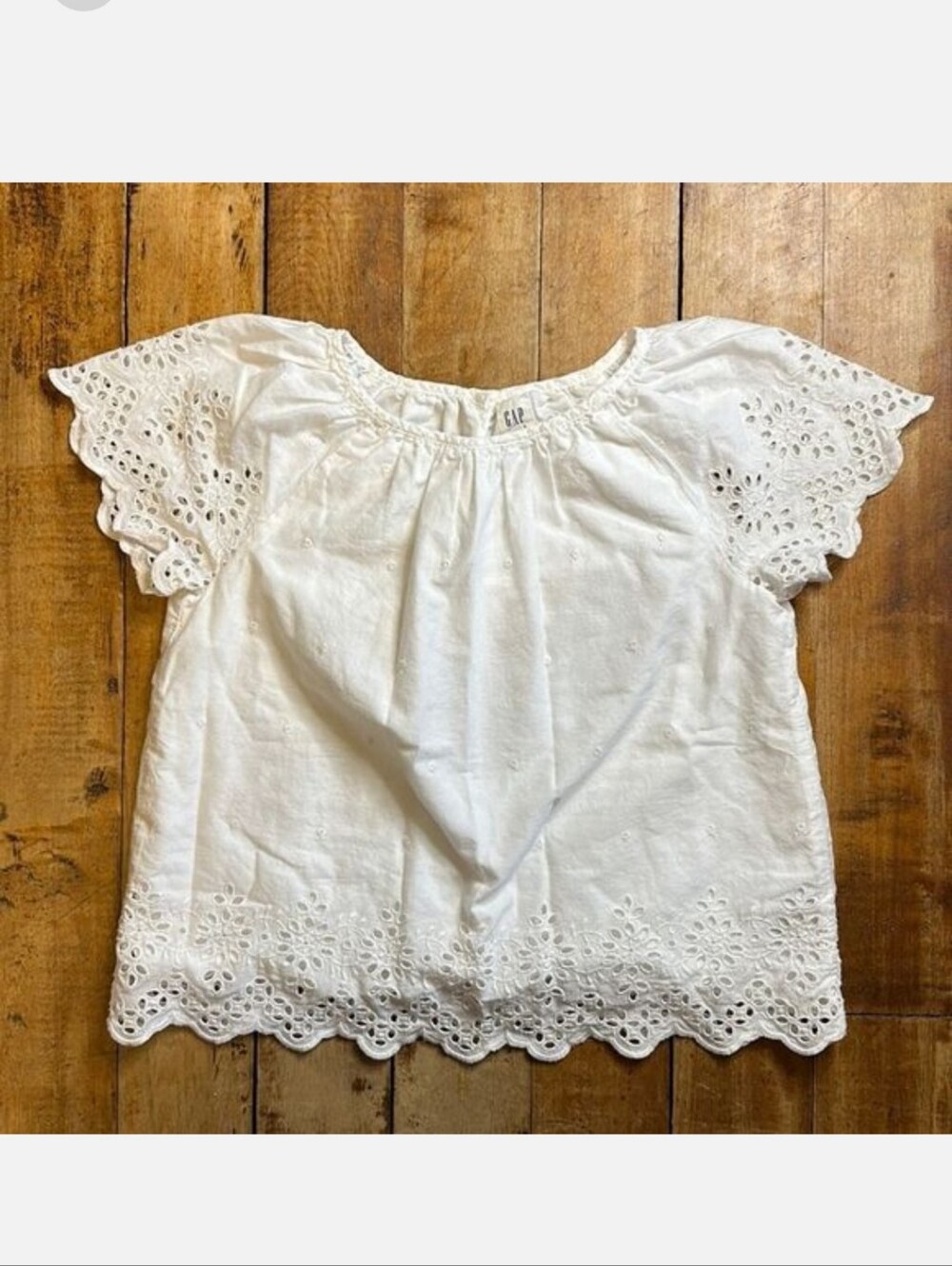 Gap Girls size Large White Cotton Short Sleeve Shirt